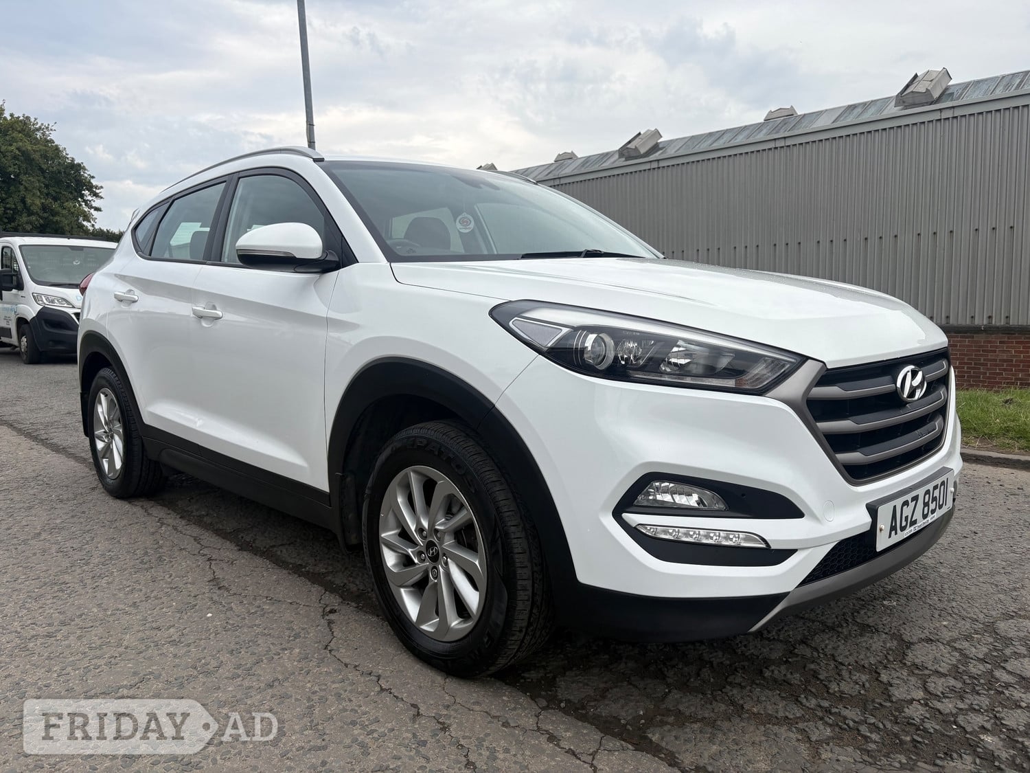 Hyundai Tucson 2016 in Airdrie