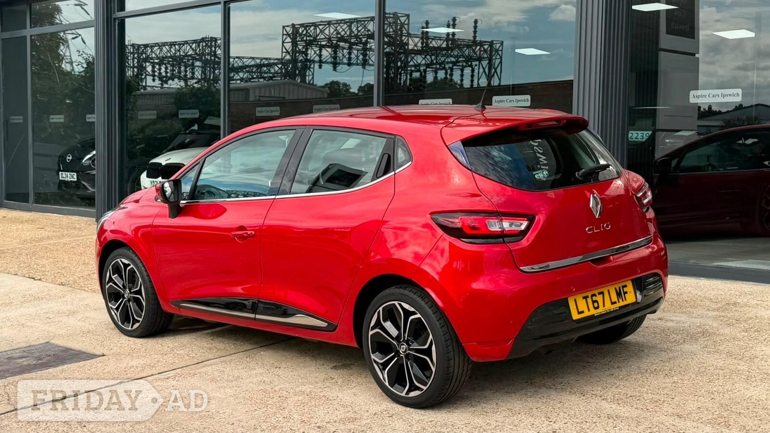 [ berth ]Renault Clio