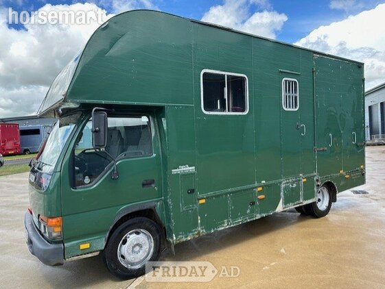 Peper Harow  Isuzu Horsebox - Trailers & Horseboxes