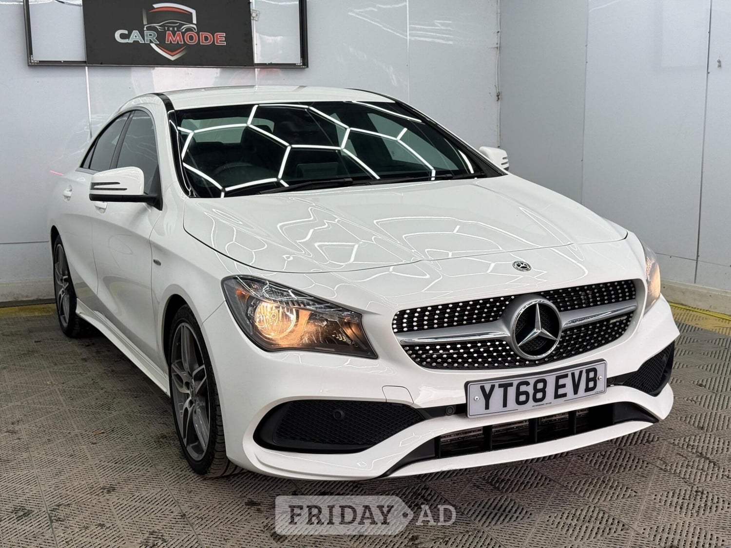 [ berth ]Mercedes-Benz CLA Class