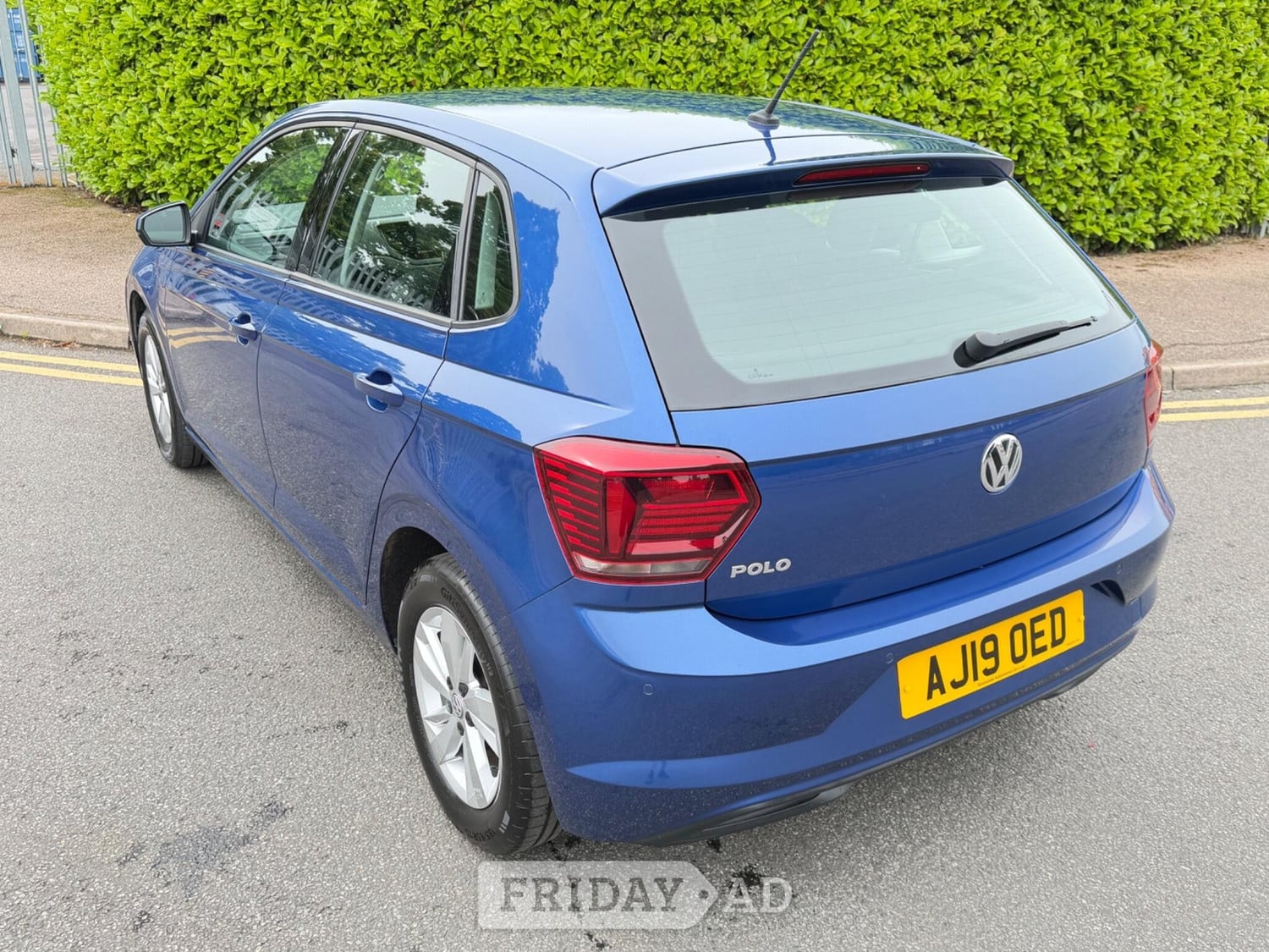 Volkswagen Polo 2019 - Cars