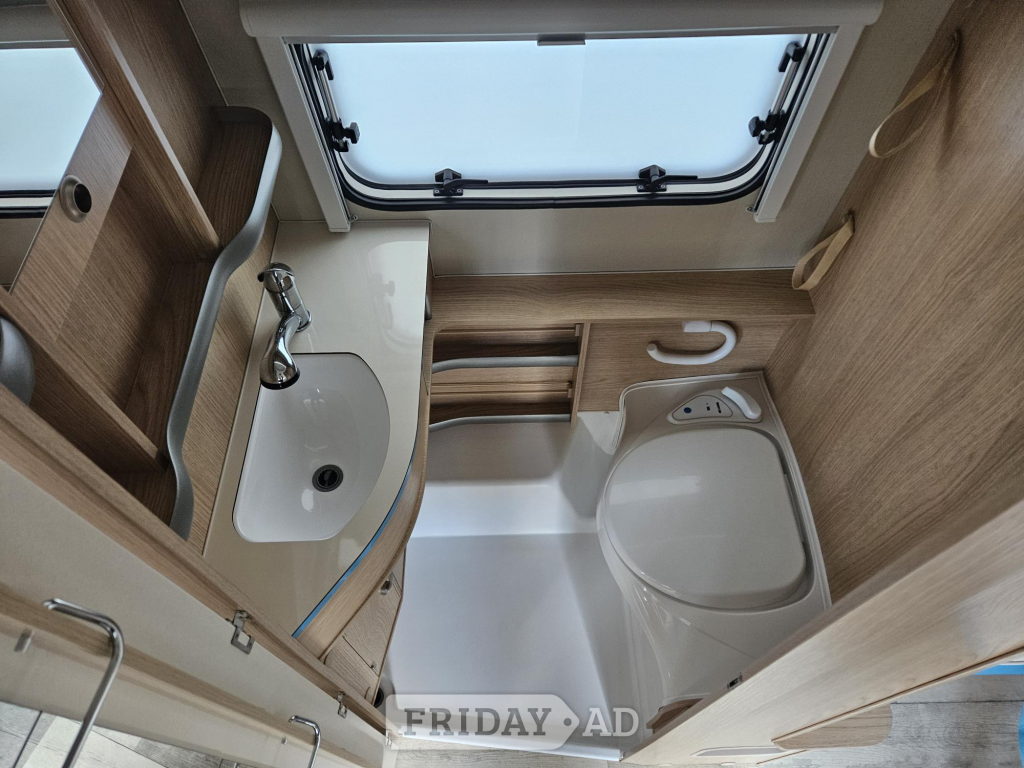 Eriba Troll 530 Ocean Drive 2022 - Motorhomes & Caravans