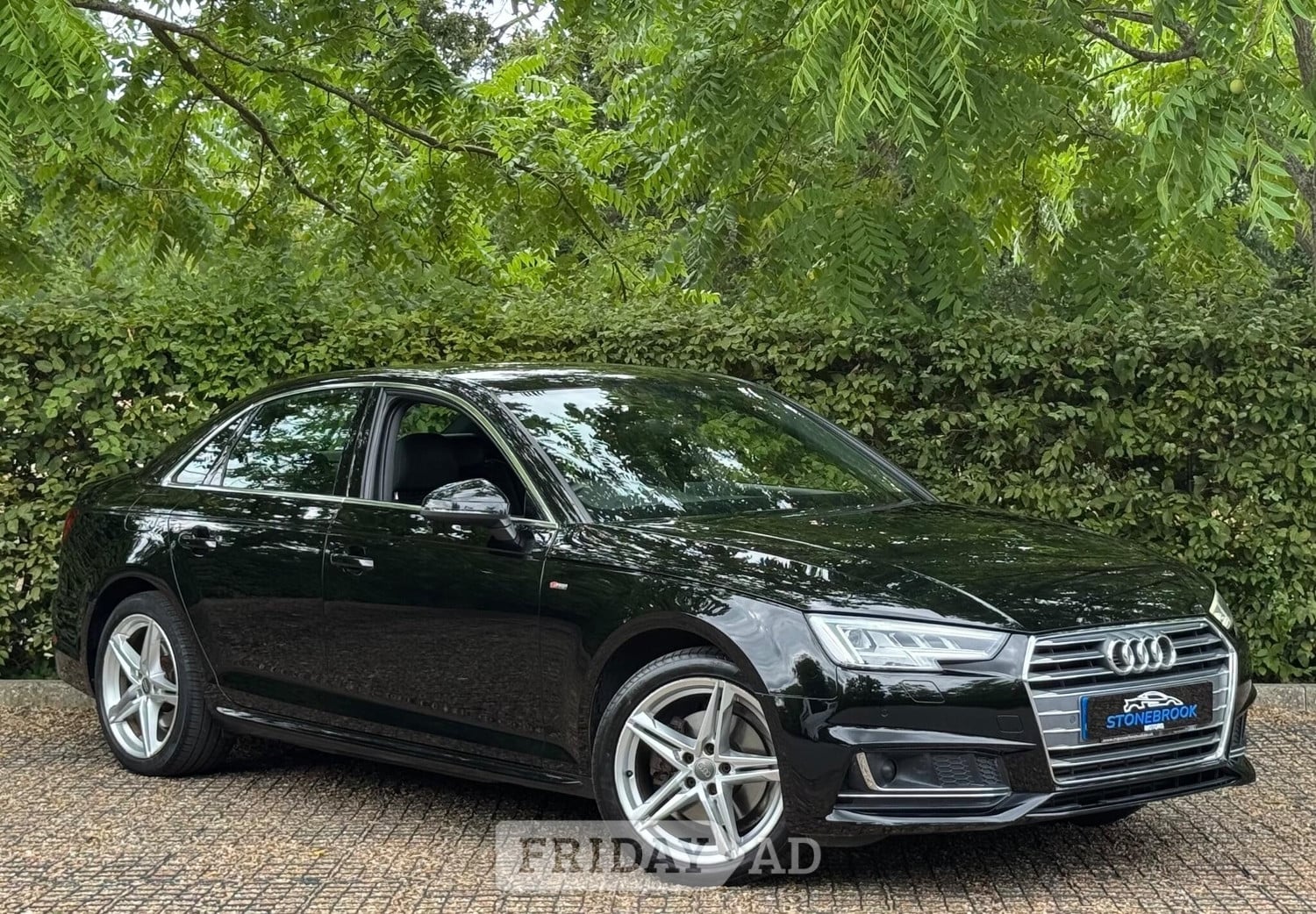 Audi A4 2016 in Hillingdon