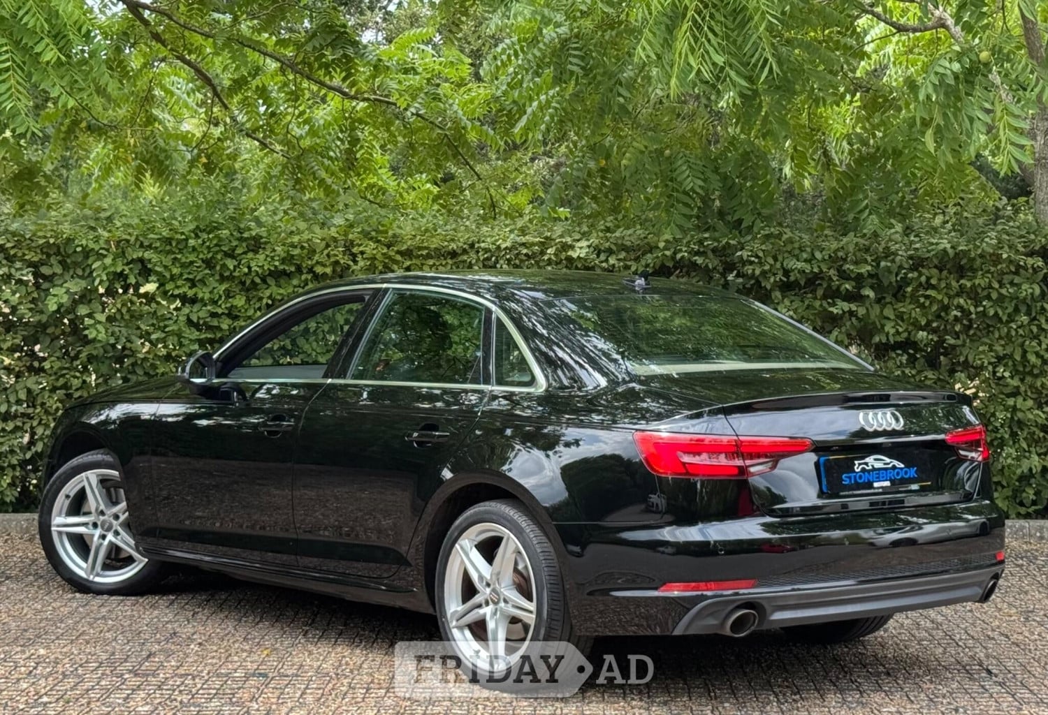 [ berth ]Audi A4