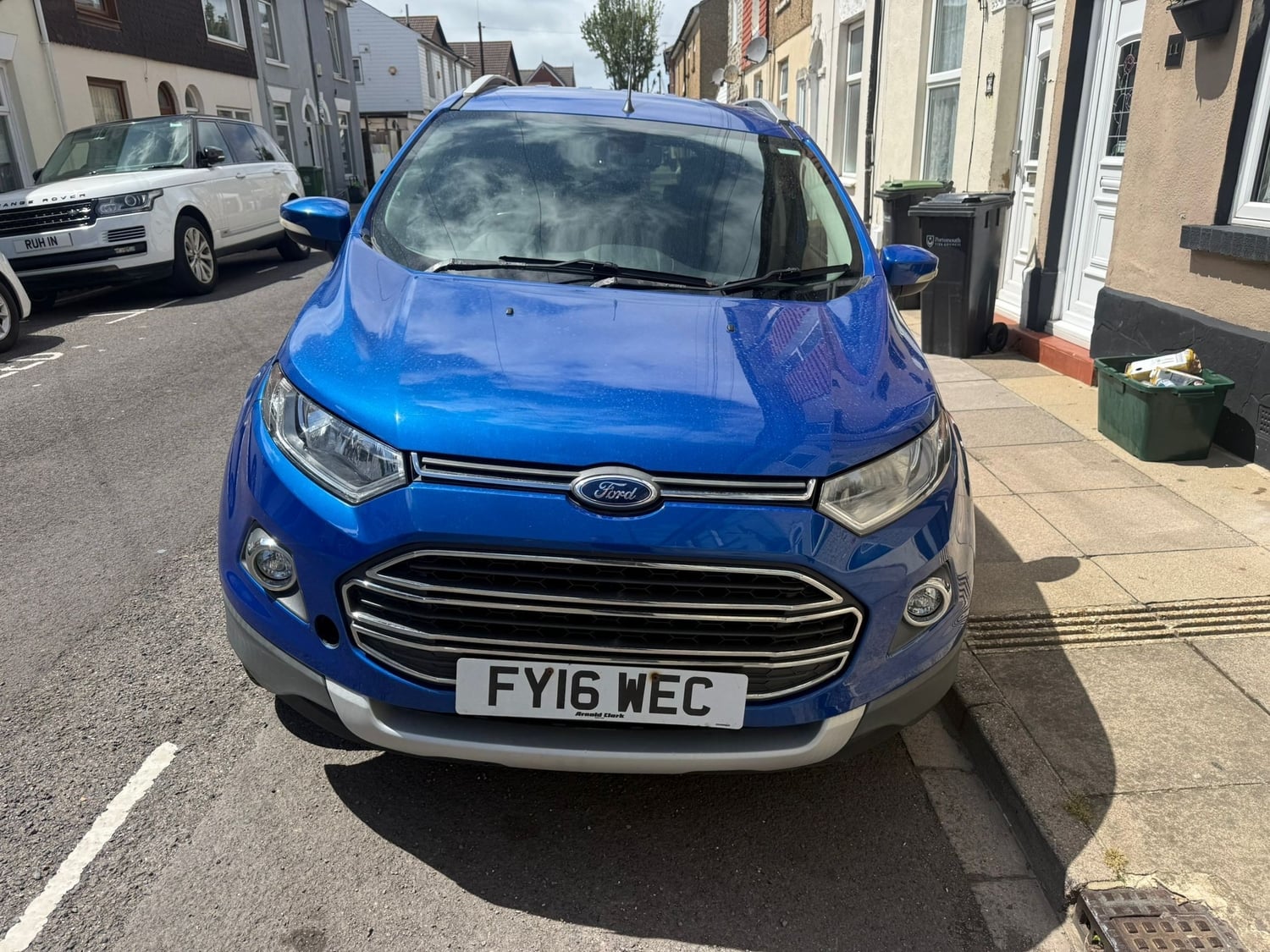 [ berth ]Ford Ecosport