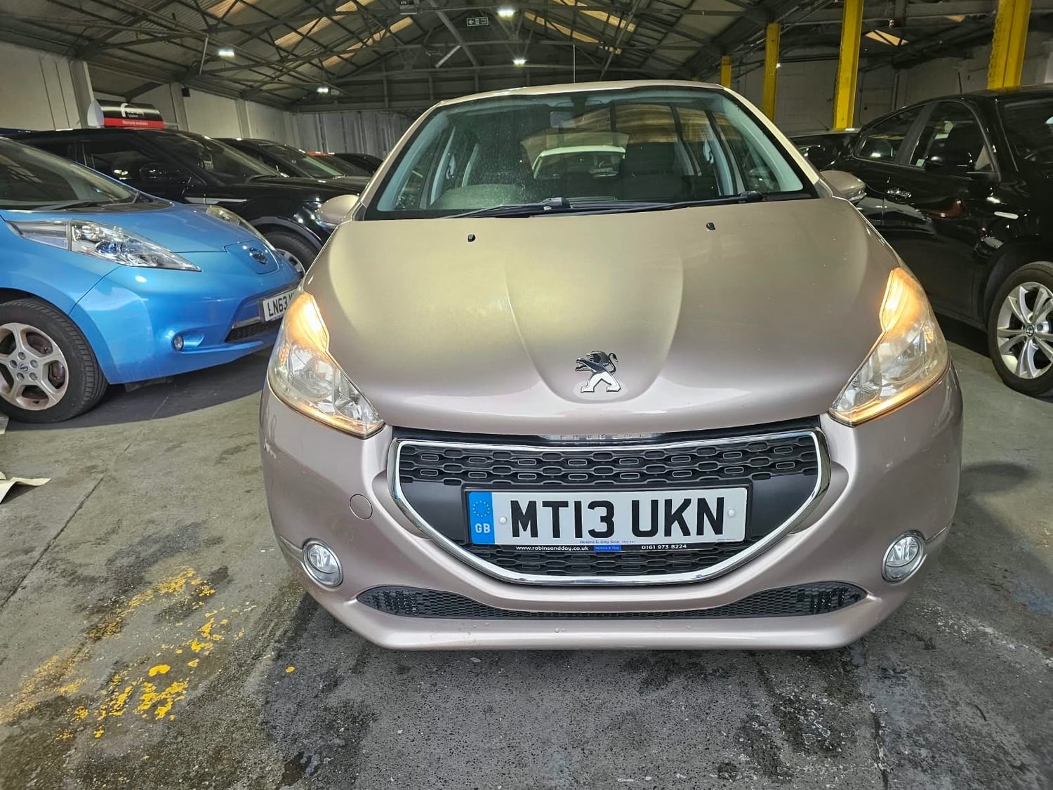 Peugeot 208 Pontypridd