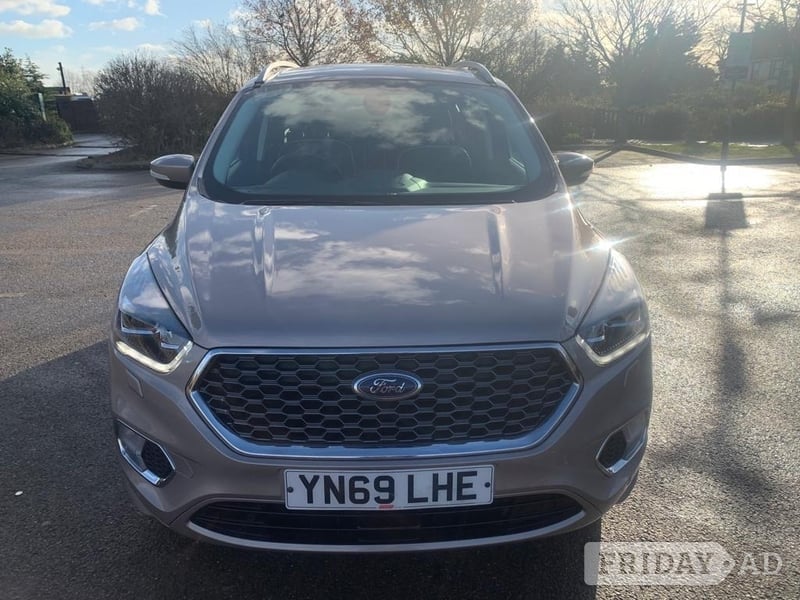[ berth ]Ford Kuga