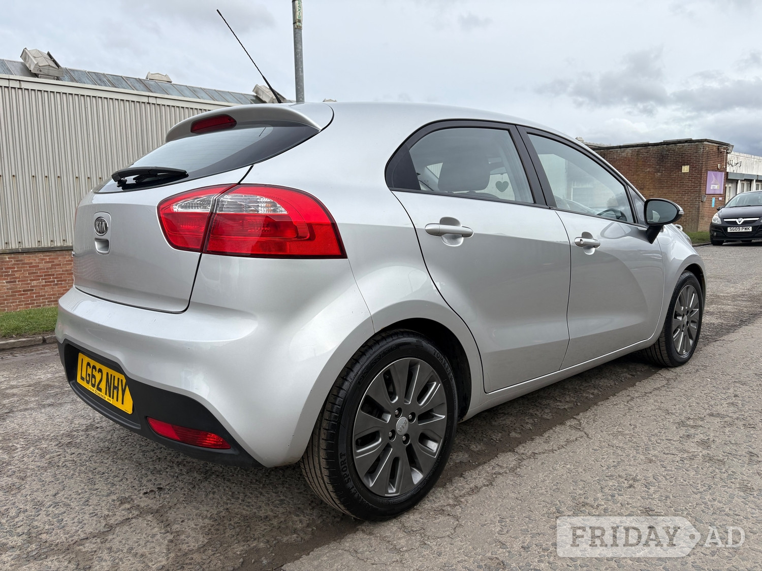 [ berth ]Kia Rio