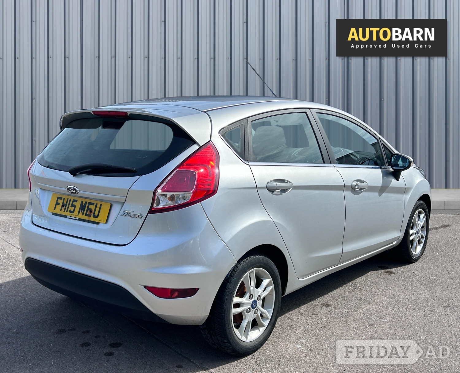 Ford Fiesta 2015 - Cars