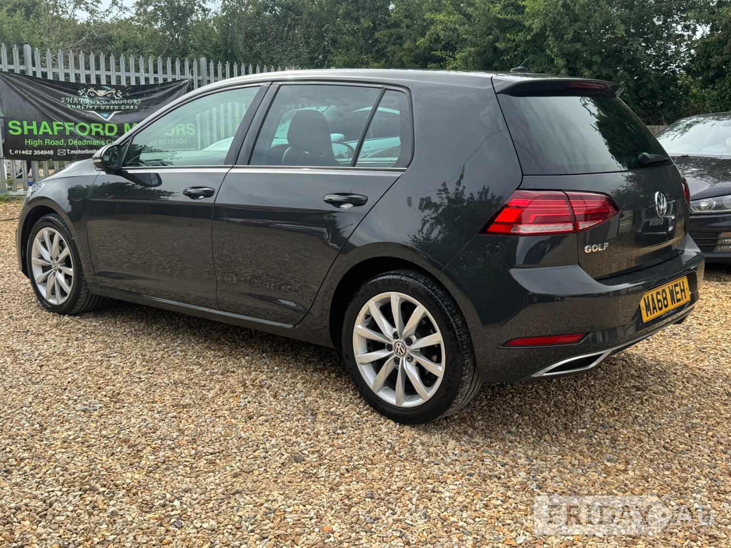 Volkswagen Golf 2018 - Cars in Shefford