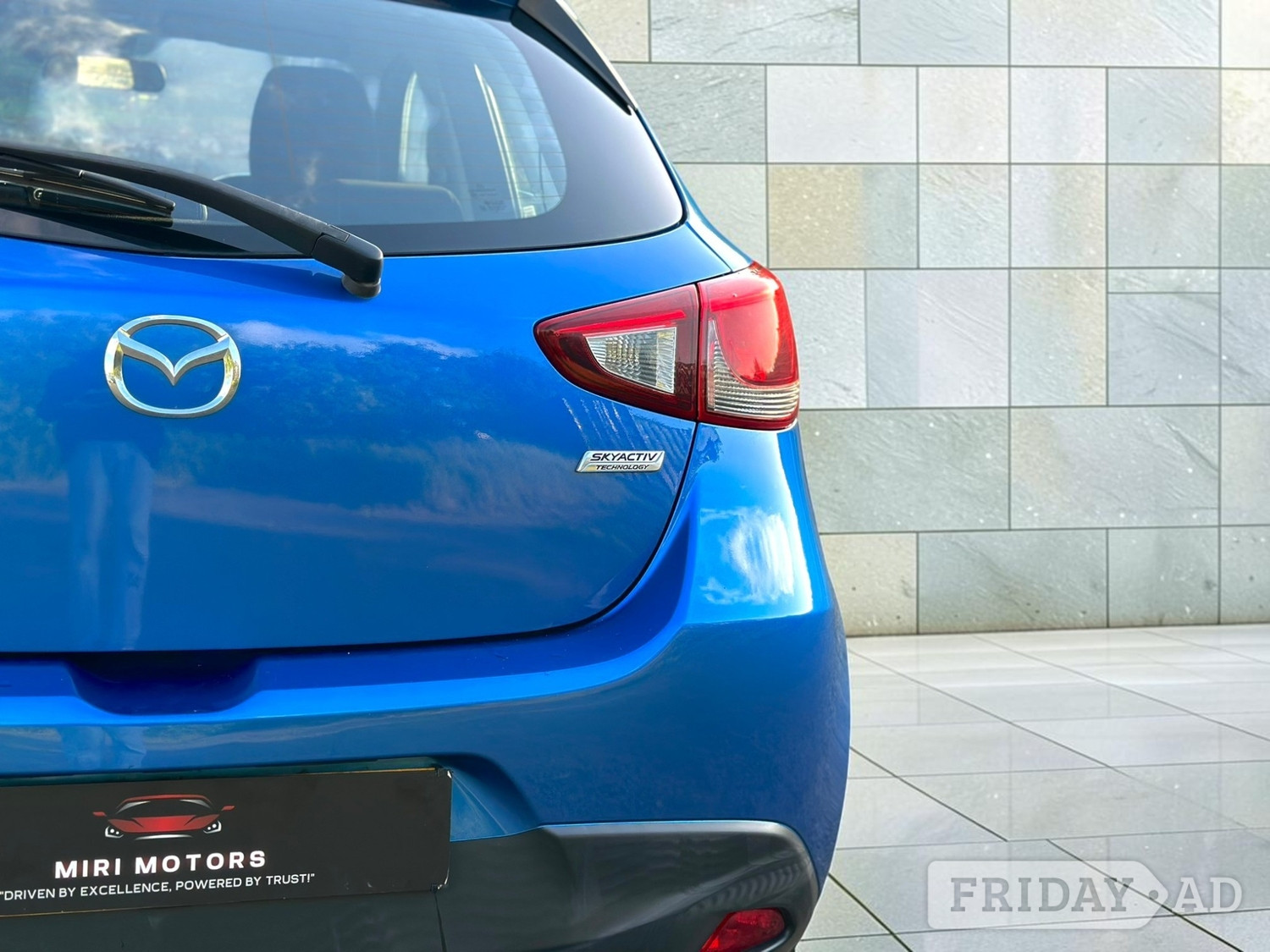 Mazda Mazda2 2015 - Cars