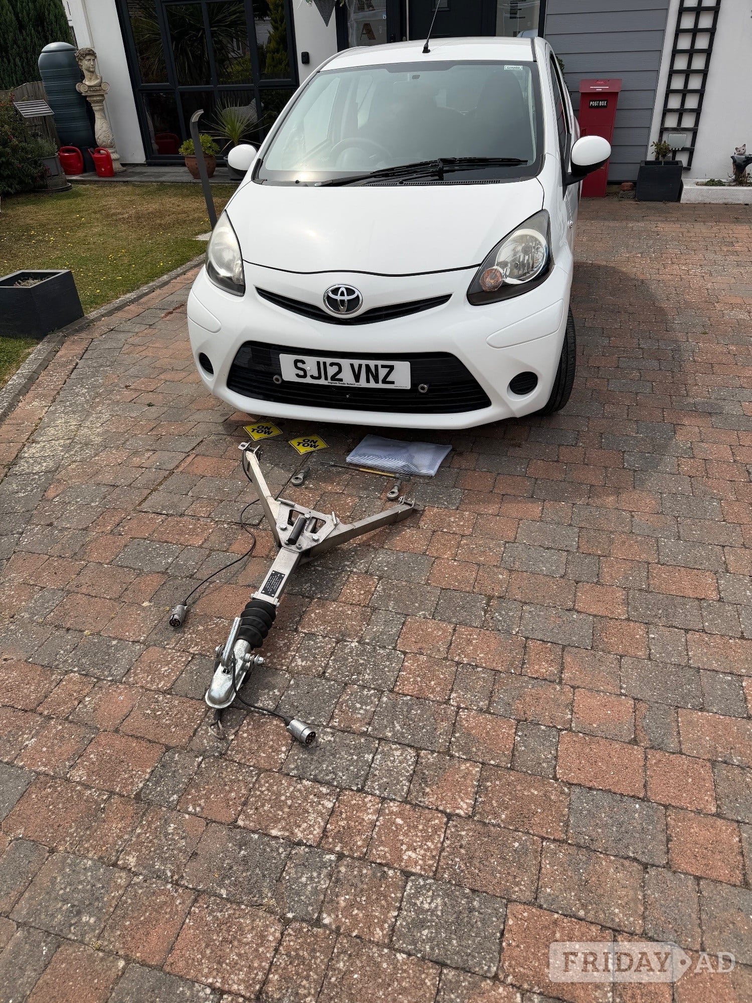 TOWCAR and Toyota aygo including A frame and accessories  - 