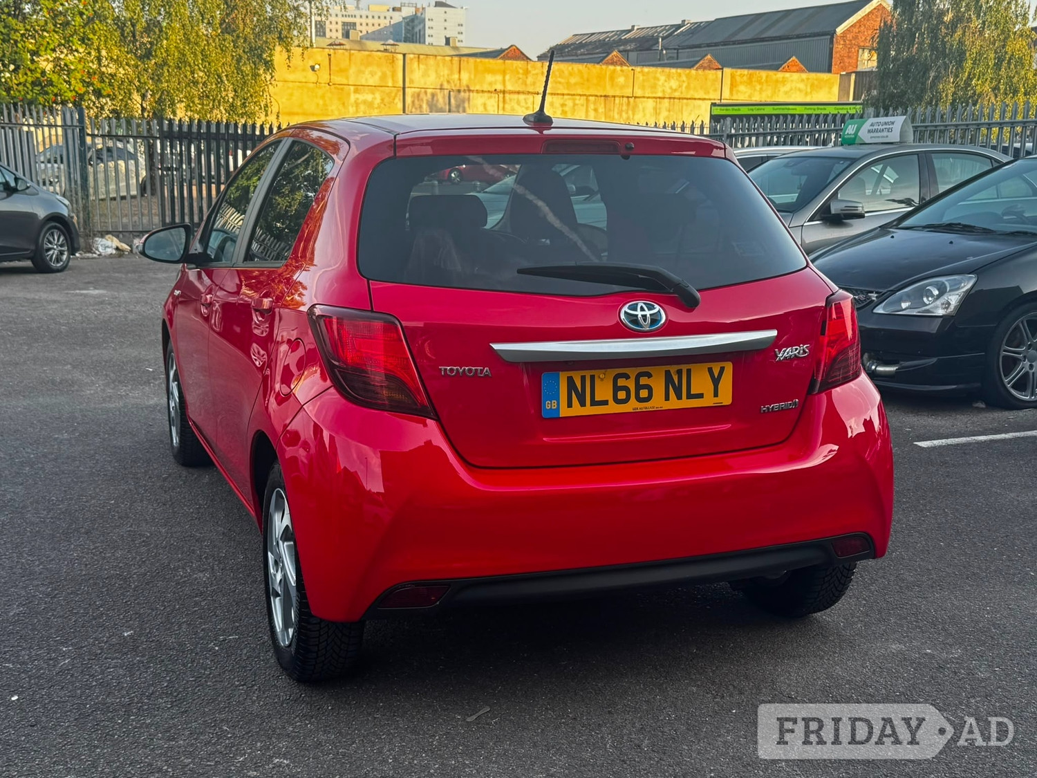 Toyota Yaris 2016 - Cars in Bradford