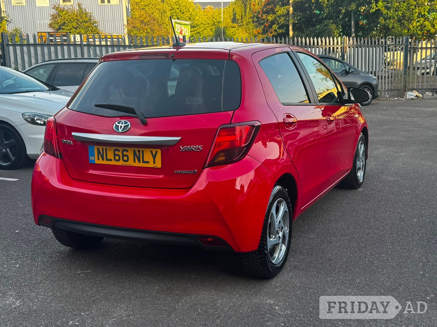 Toyota Yaris 2016 - Cars