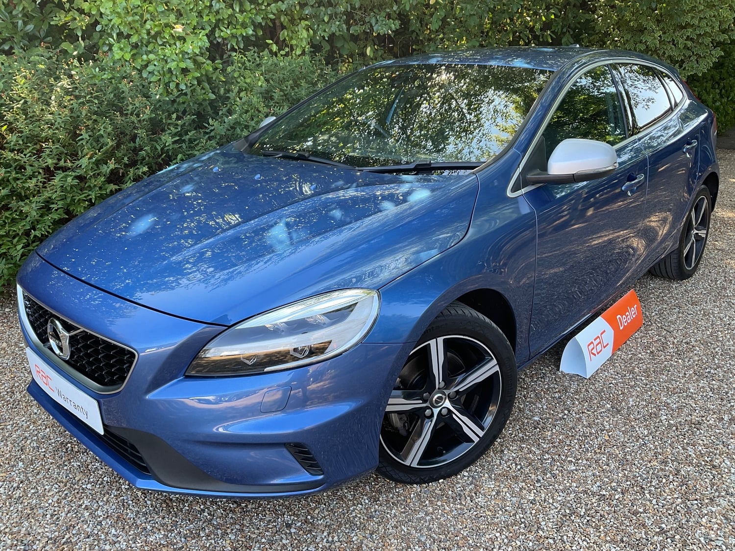 [ berth ]Volvo V40