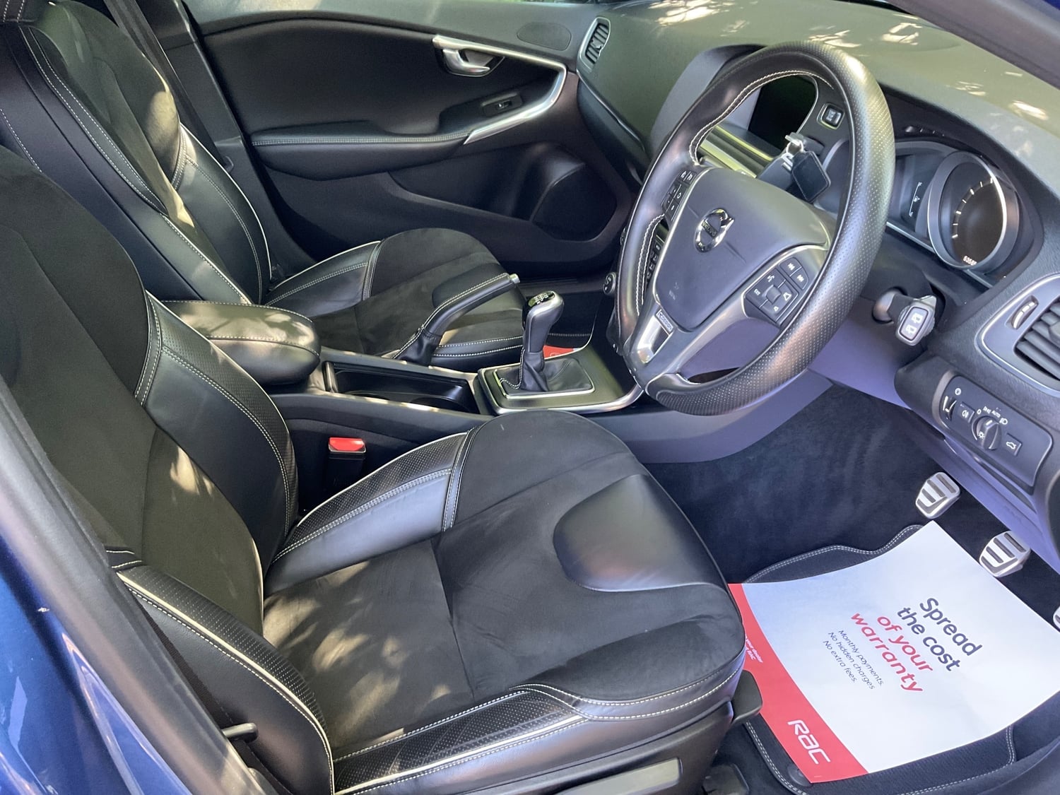 Volvo V40 2016 - Cars