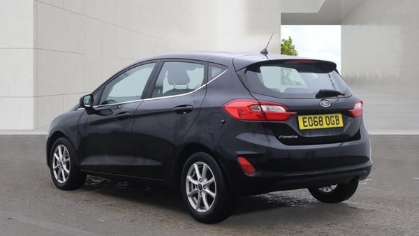 [ berth ]Ford Fiesta