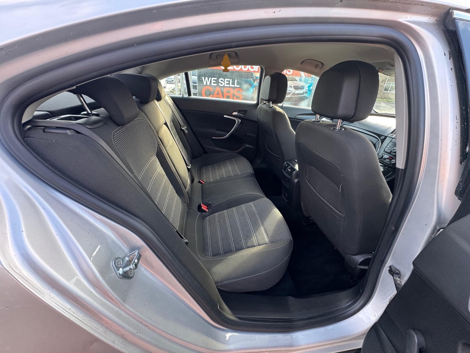 Vauxhall Insignia 2012 - Cars