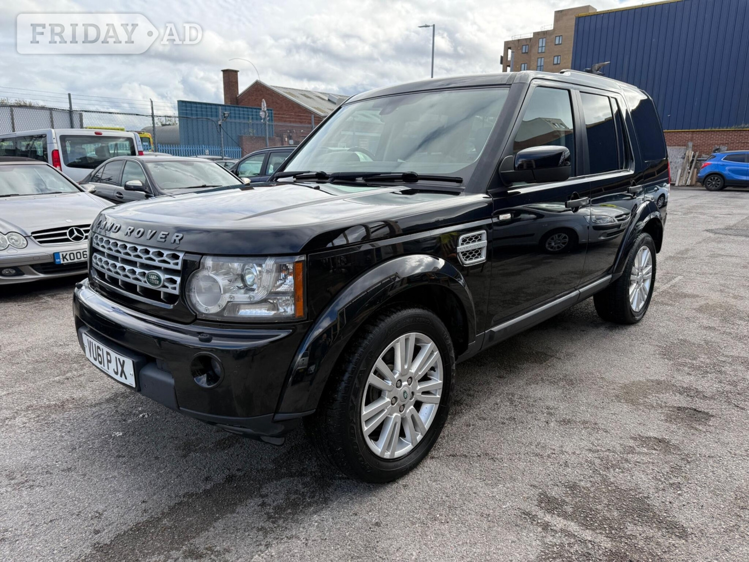 Land Rover Discovery 4 2011 - Cars in Kingston Upon Thames