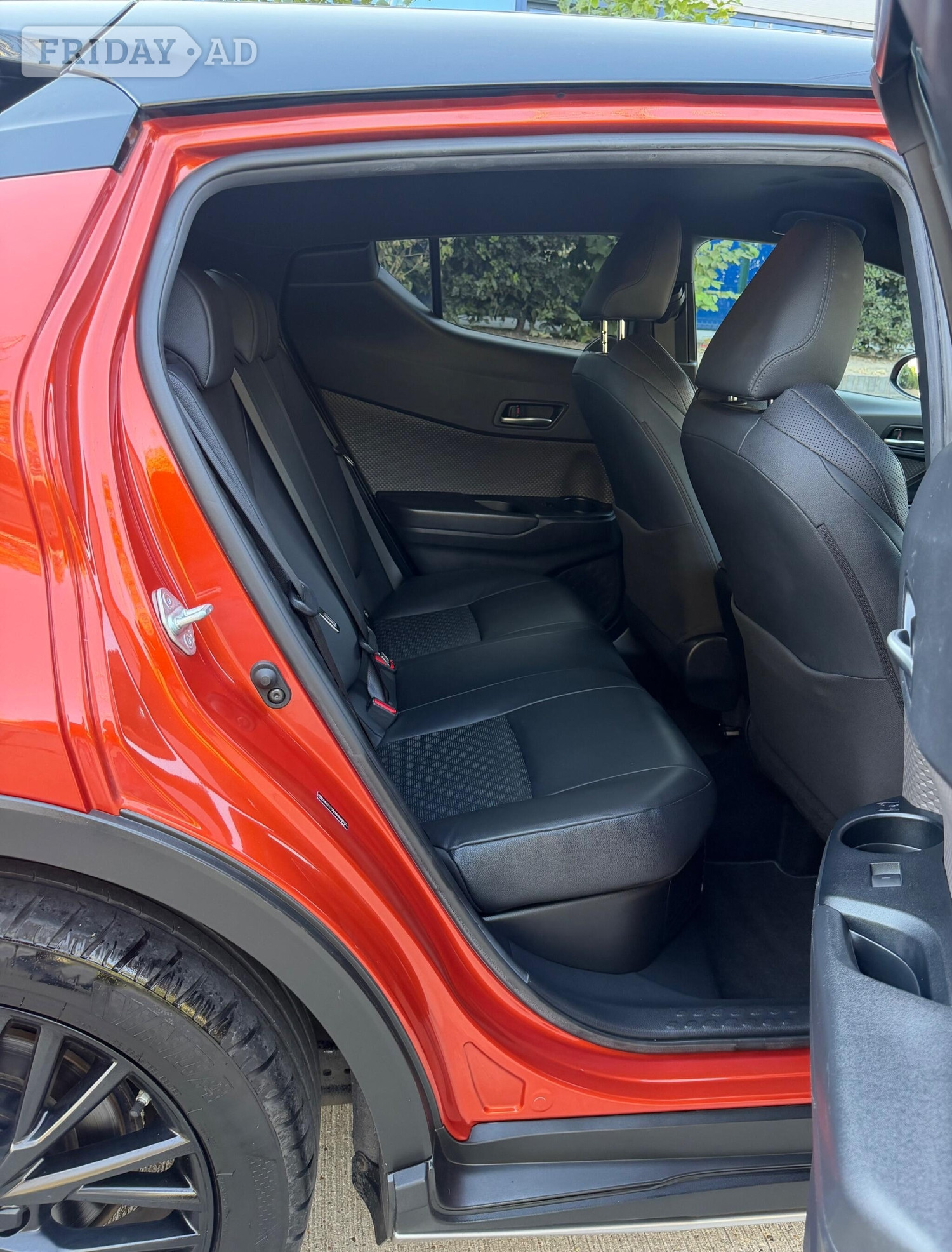 Toyota C-HR 2020 - Cars