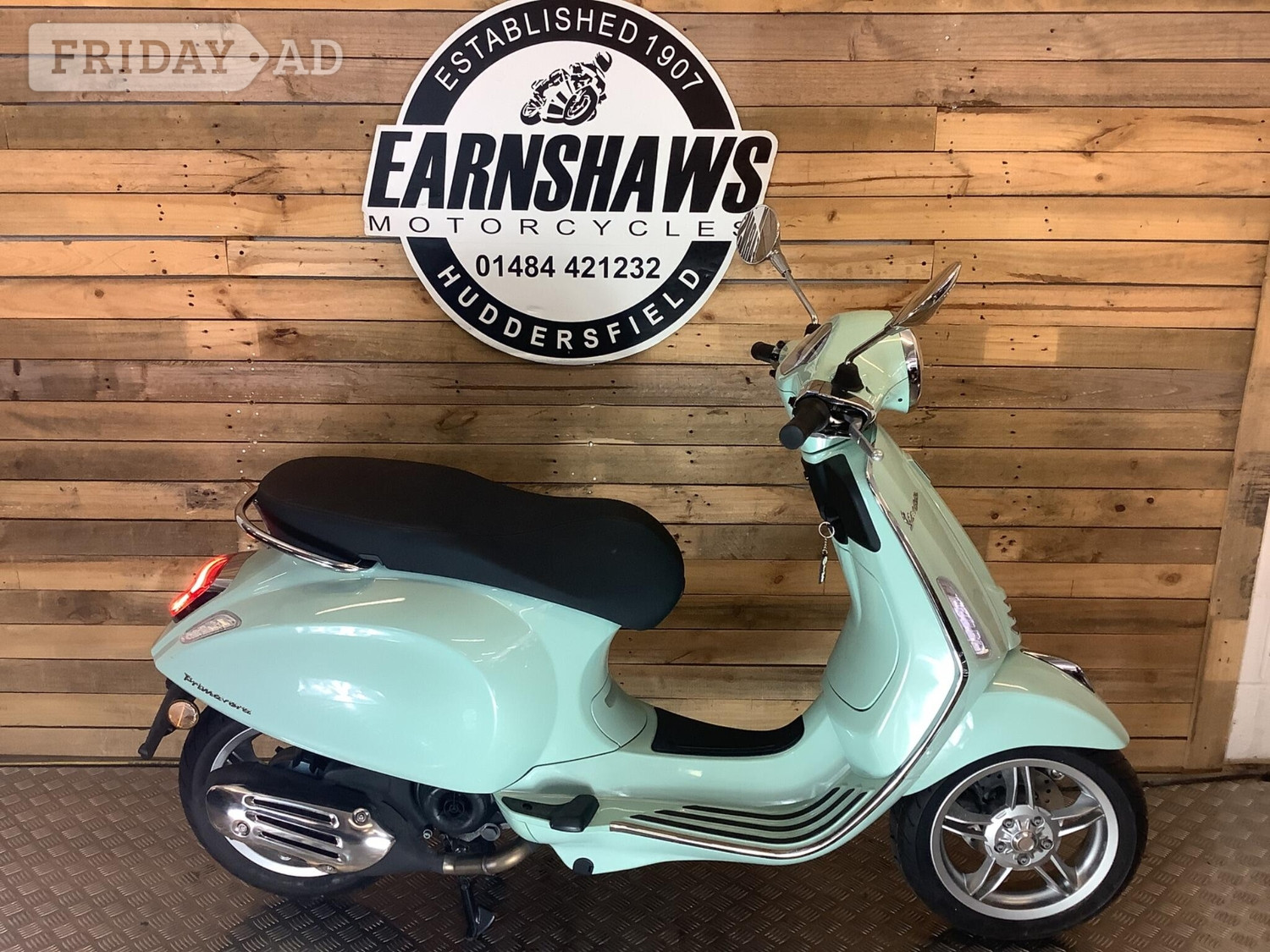 Piaggio Vespa 2025 in Huddersfield