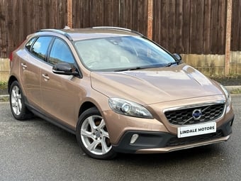 Volvo V40 Cross Country 2015