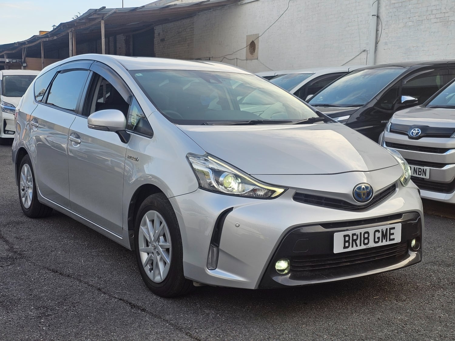 [ berth ]Toyota Prius+