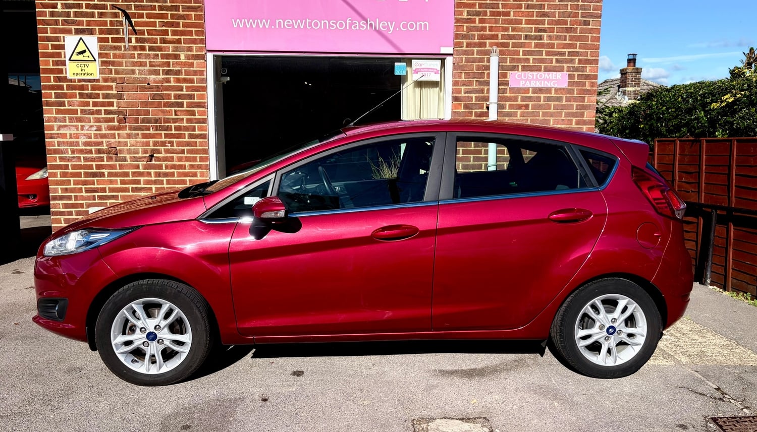[ berth ]Ford Fiesta