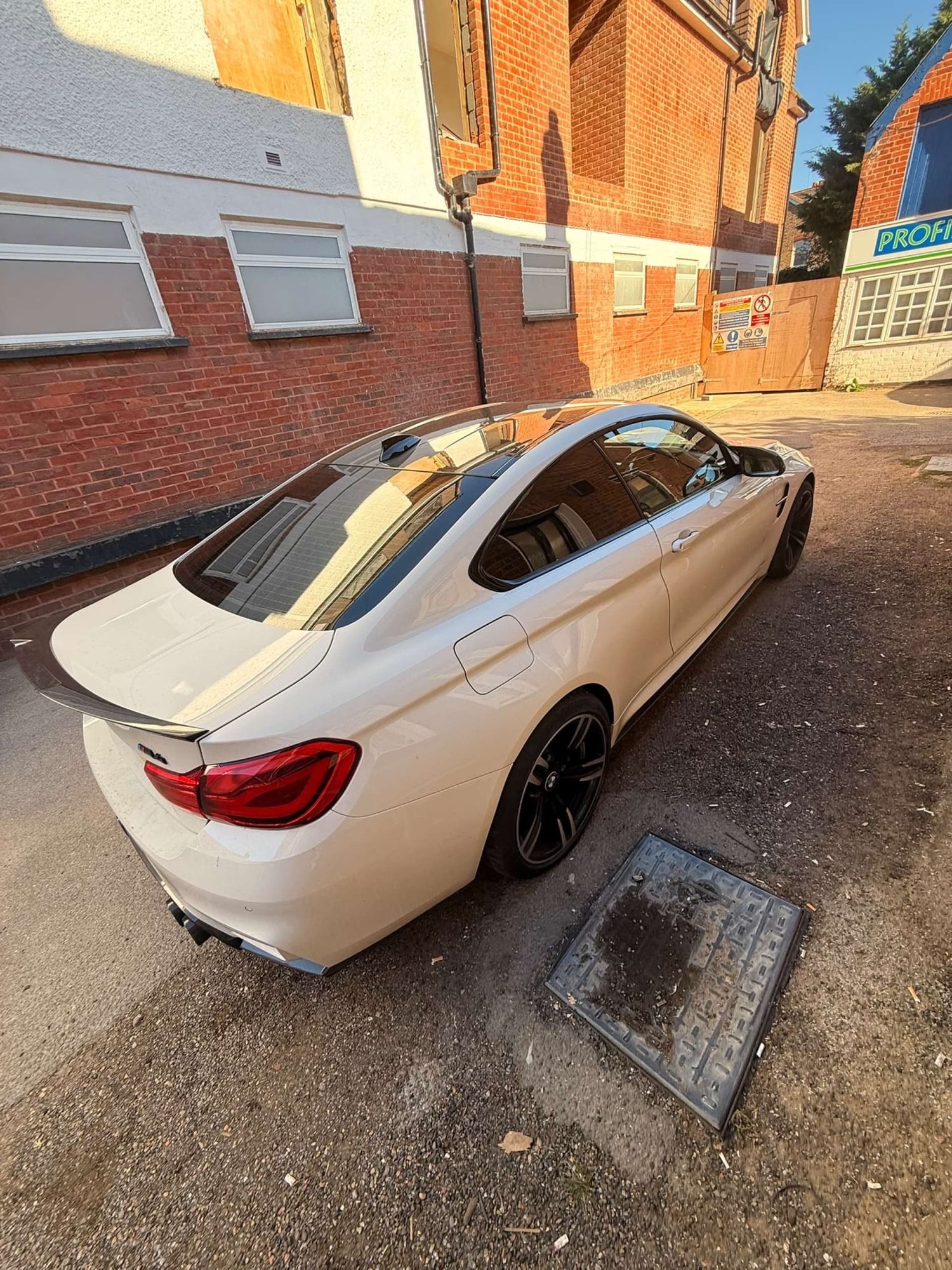 BMW M4 2018 - Cars in Leatherhead