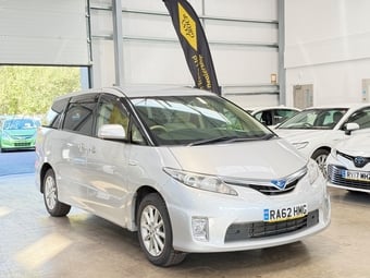 Toyota Estima 2013