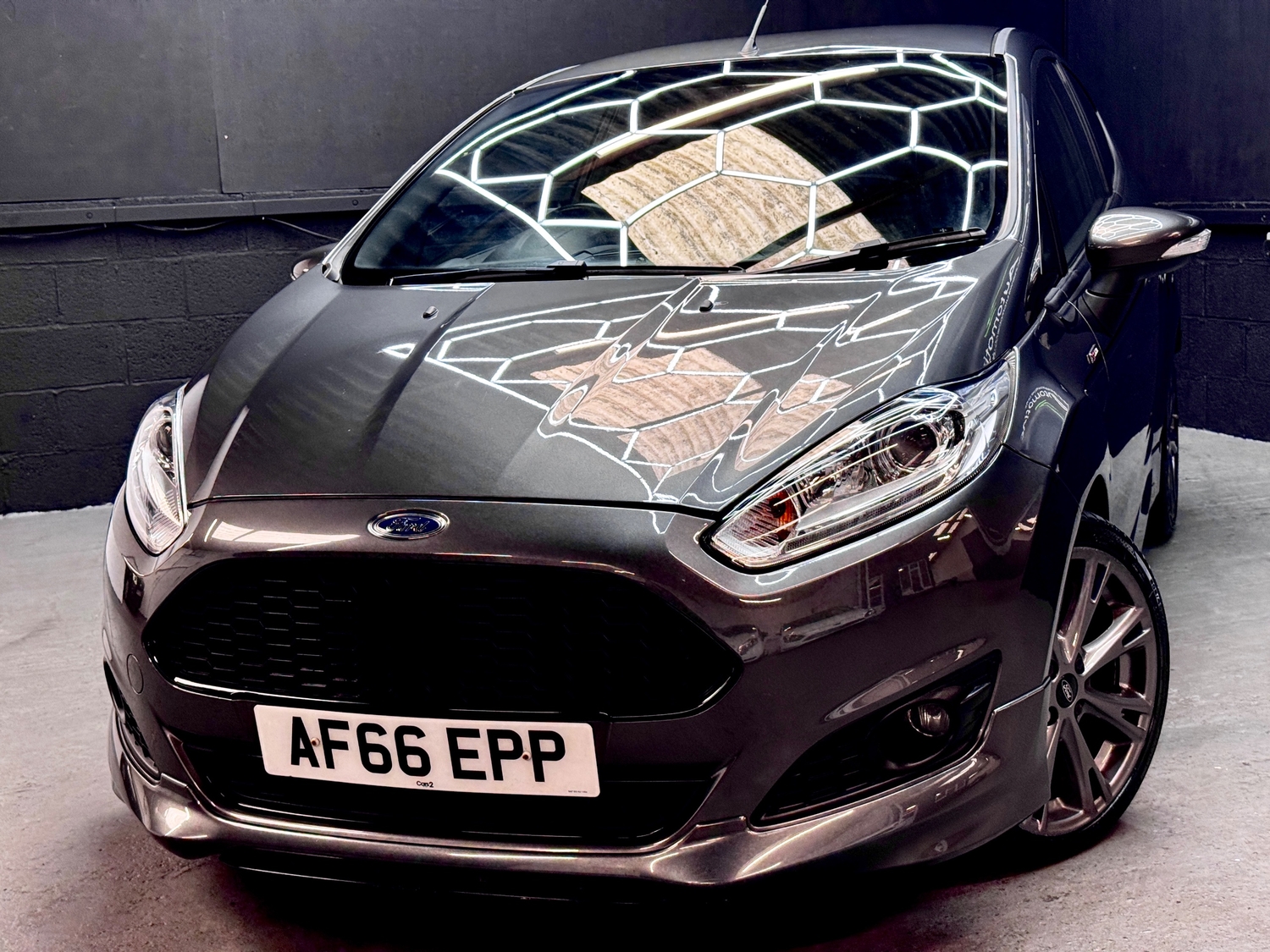 [ berth ]Ford Fiesta