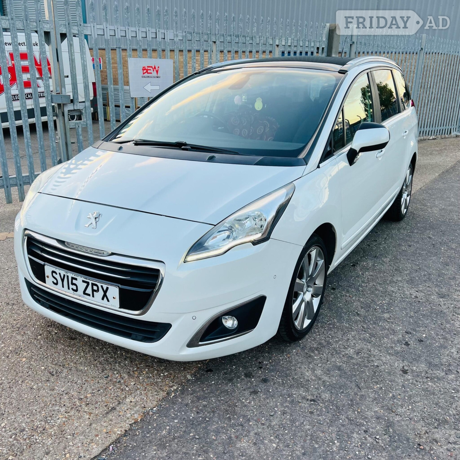 Peugeot 5008 2015 - Cars in Peterborough