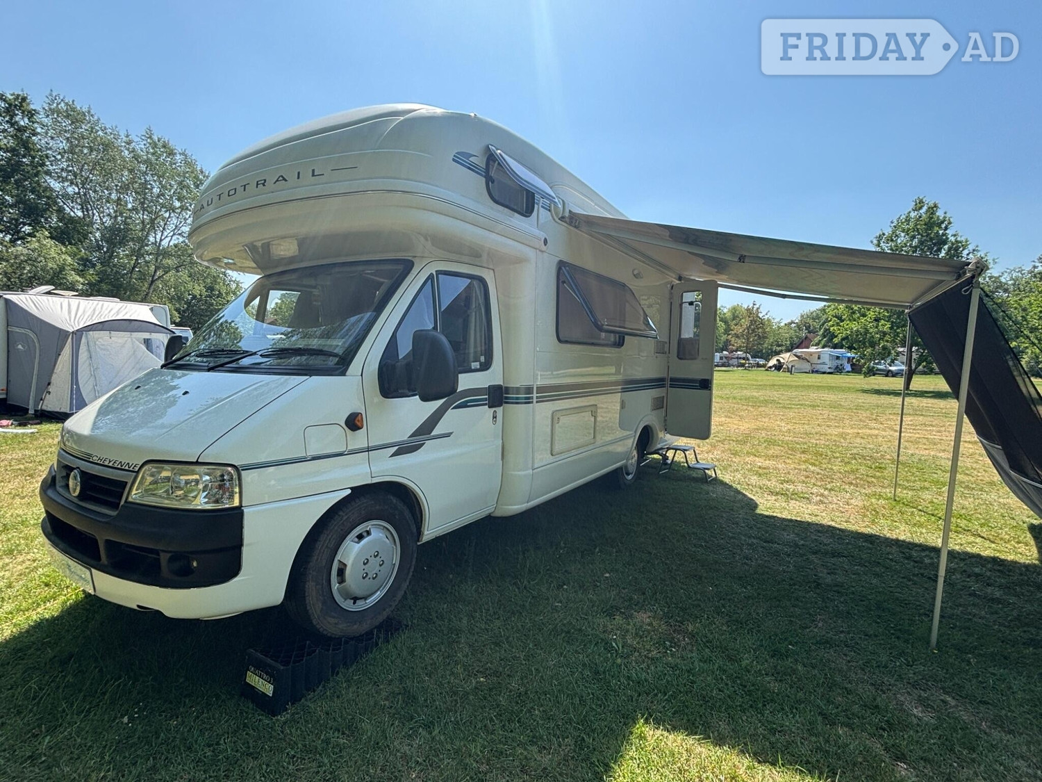 Auto-Trail Cheyenne 630 SE 2005 for sale in Long Melford