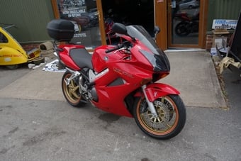 Honda VFR 2002