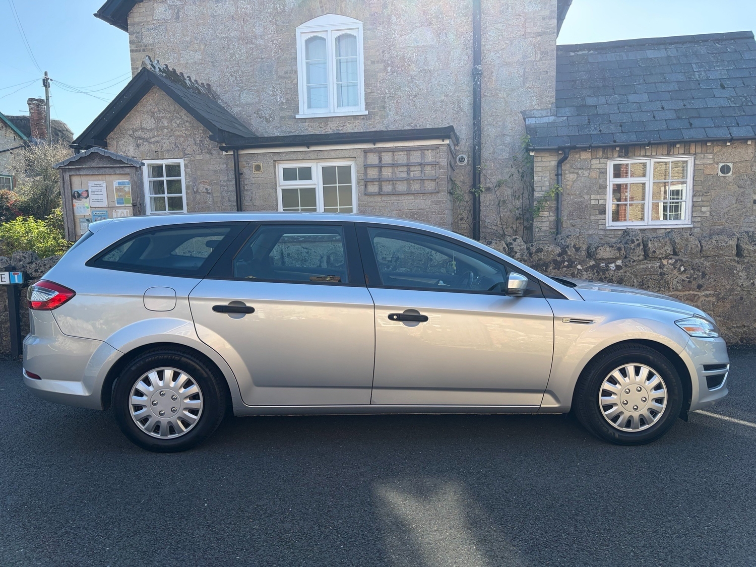 Ford Mondeo Newport