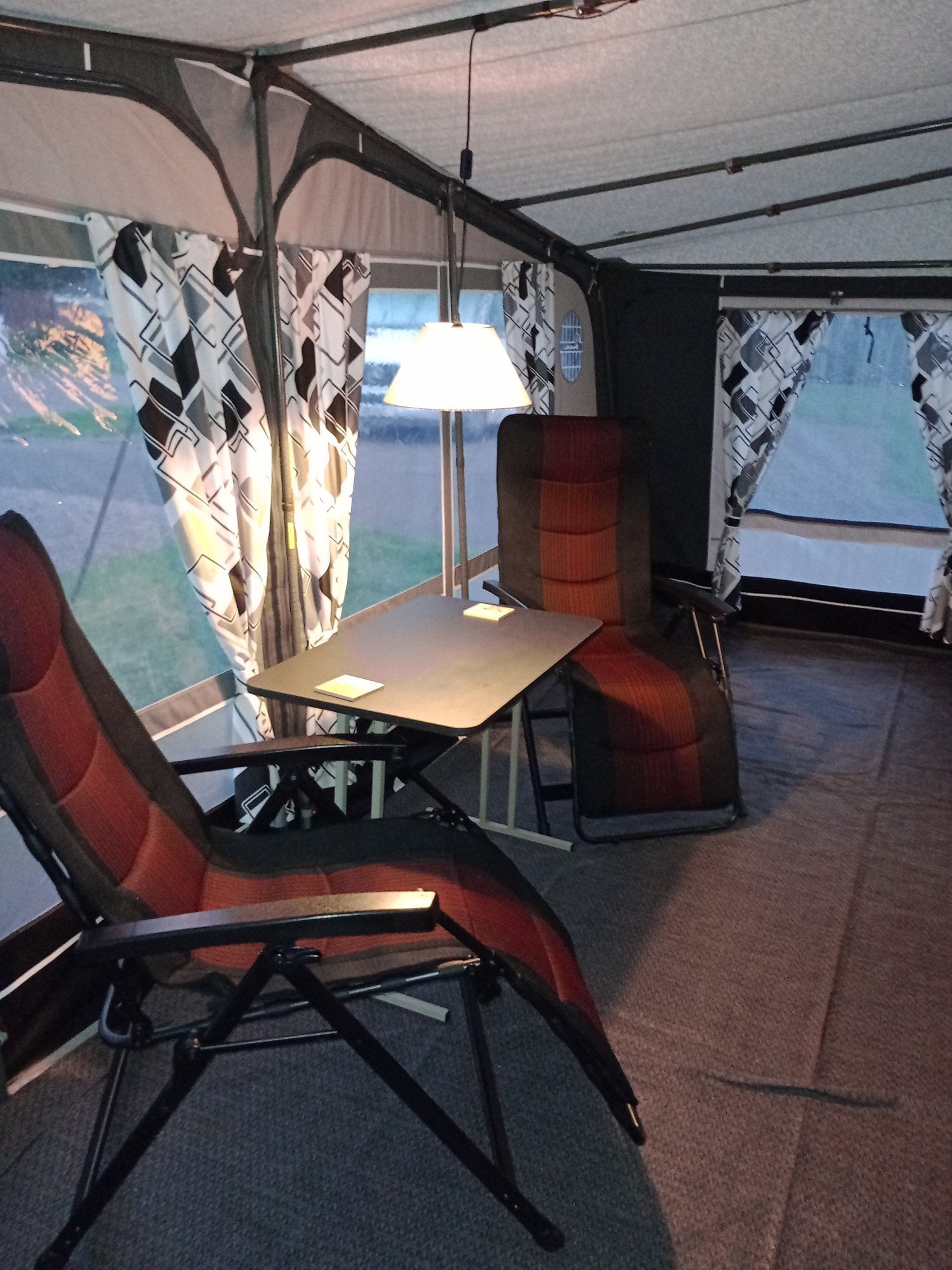 Isabella Commodore Caravan Awning 1025 size, 2018. Hardly Used.