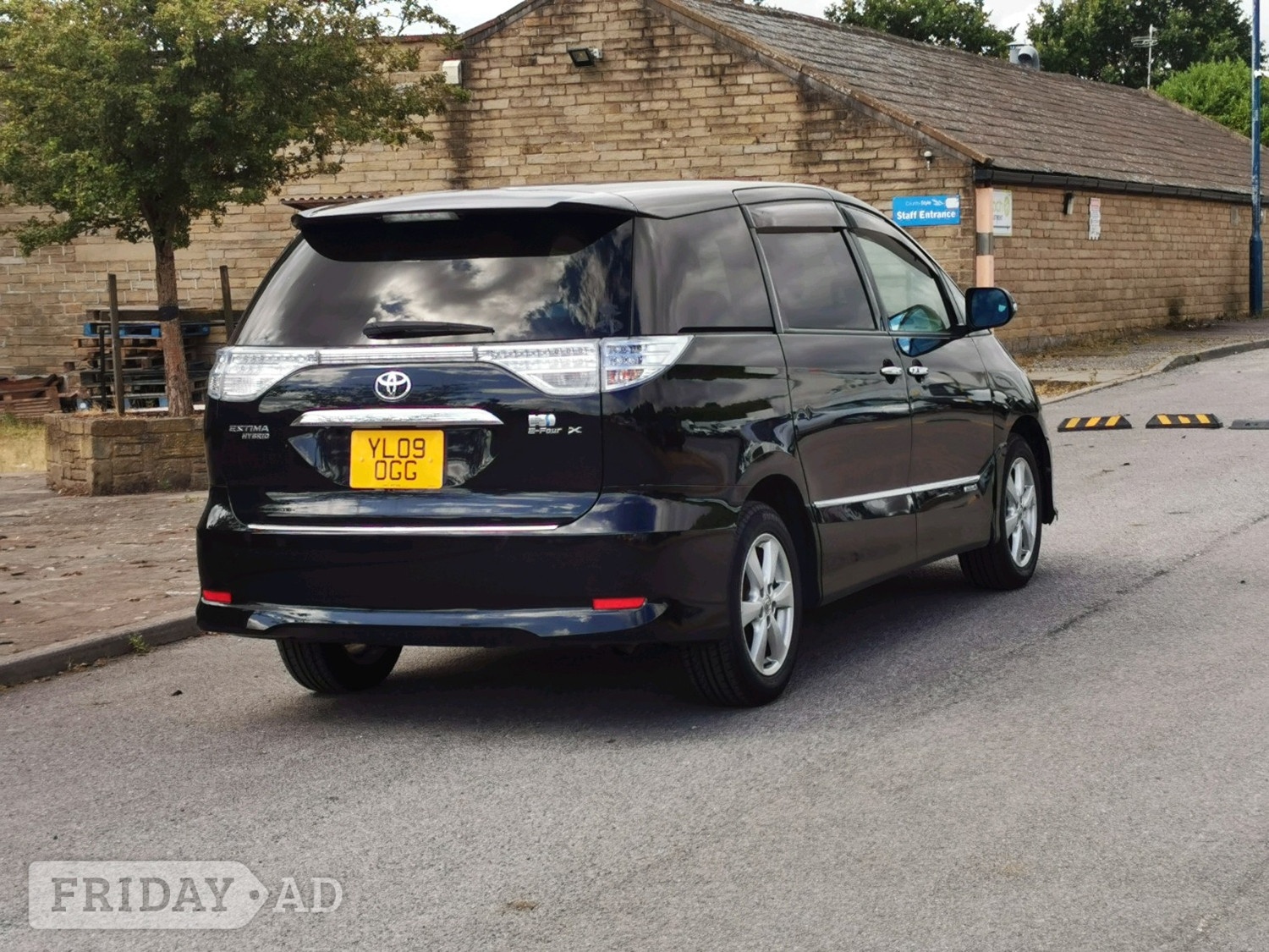 Toyota Estima 2009 - Cars