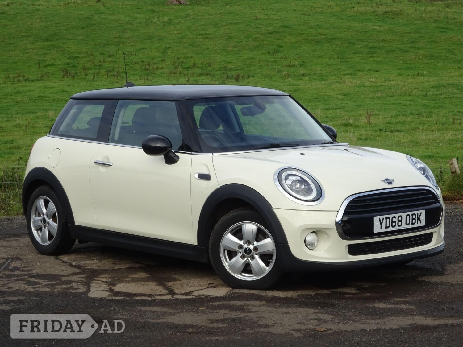 Mini Hatch 2018 - Cars