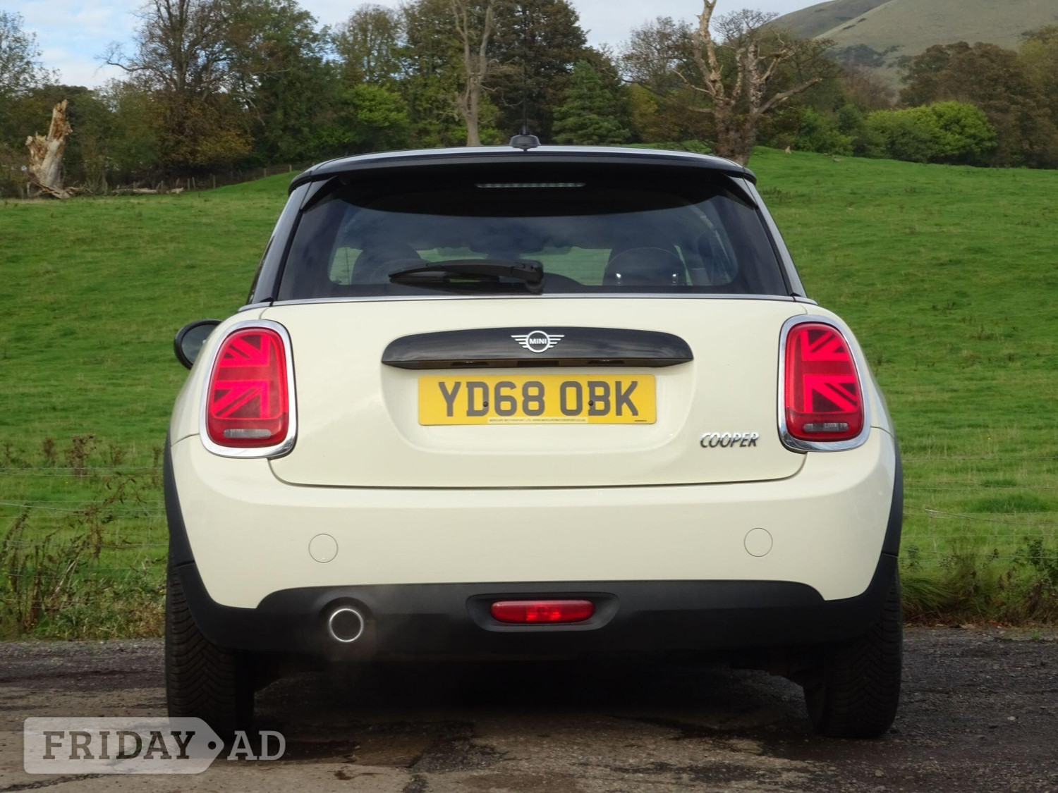 Mini Hatch 2018 - Cars in Leven