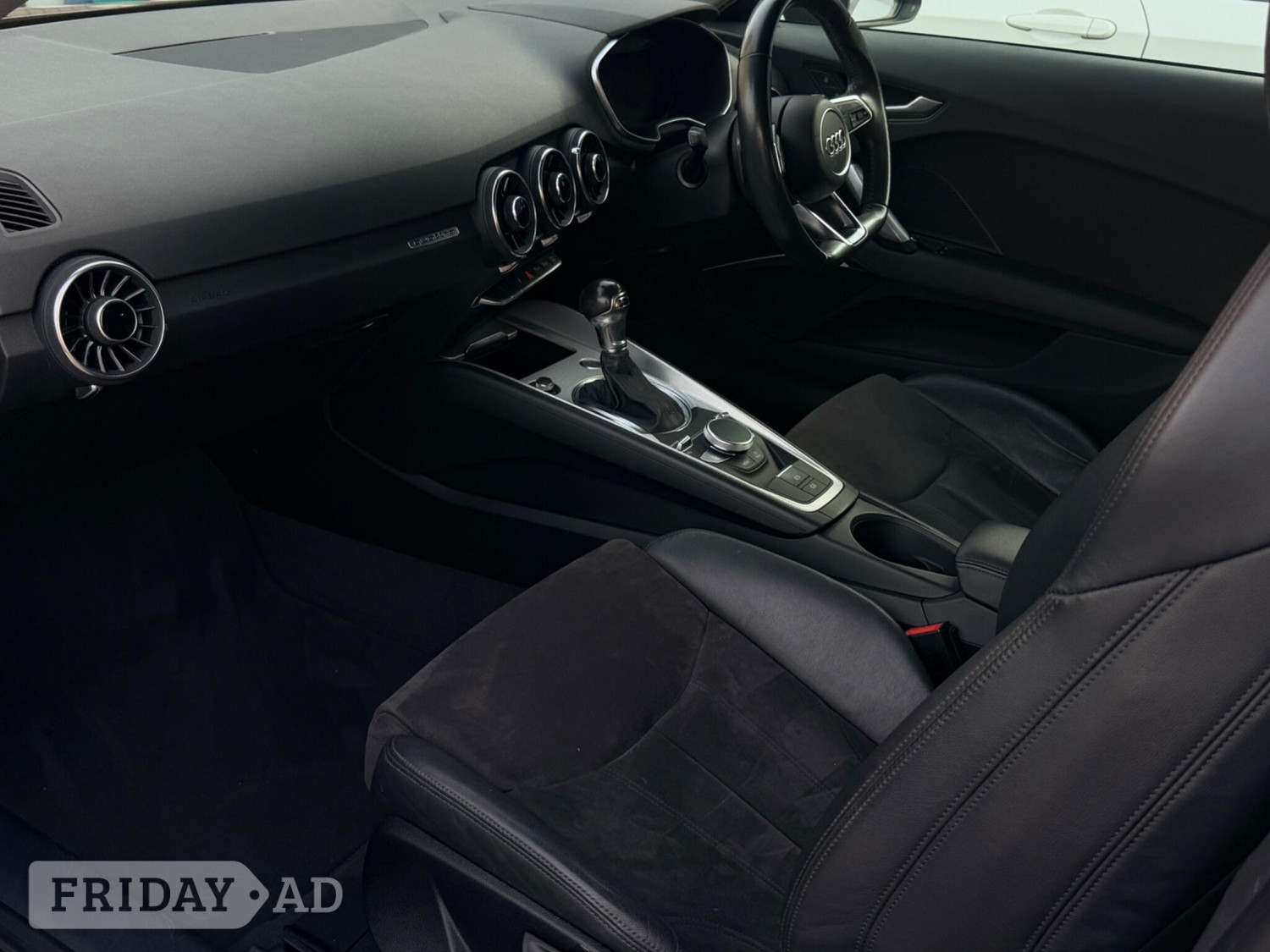 [ berth ]Audi TT