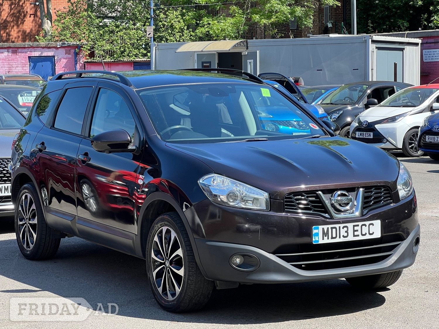 Nissan Qashqai+2 2013 in Brent