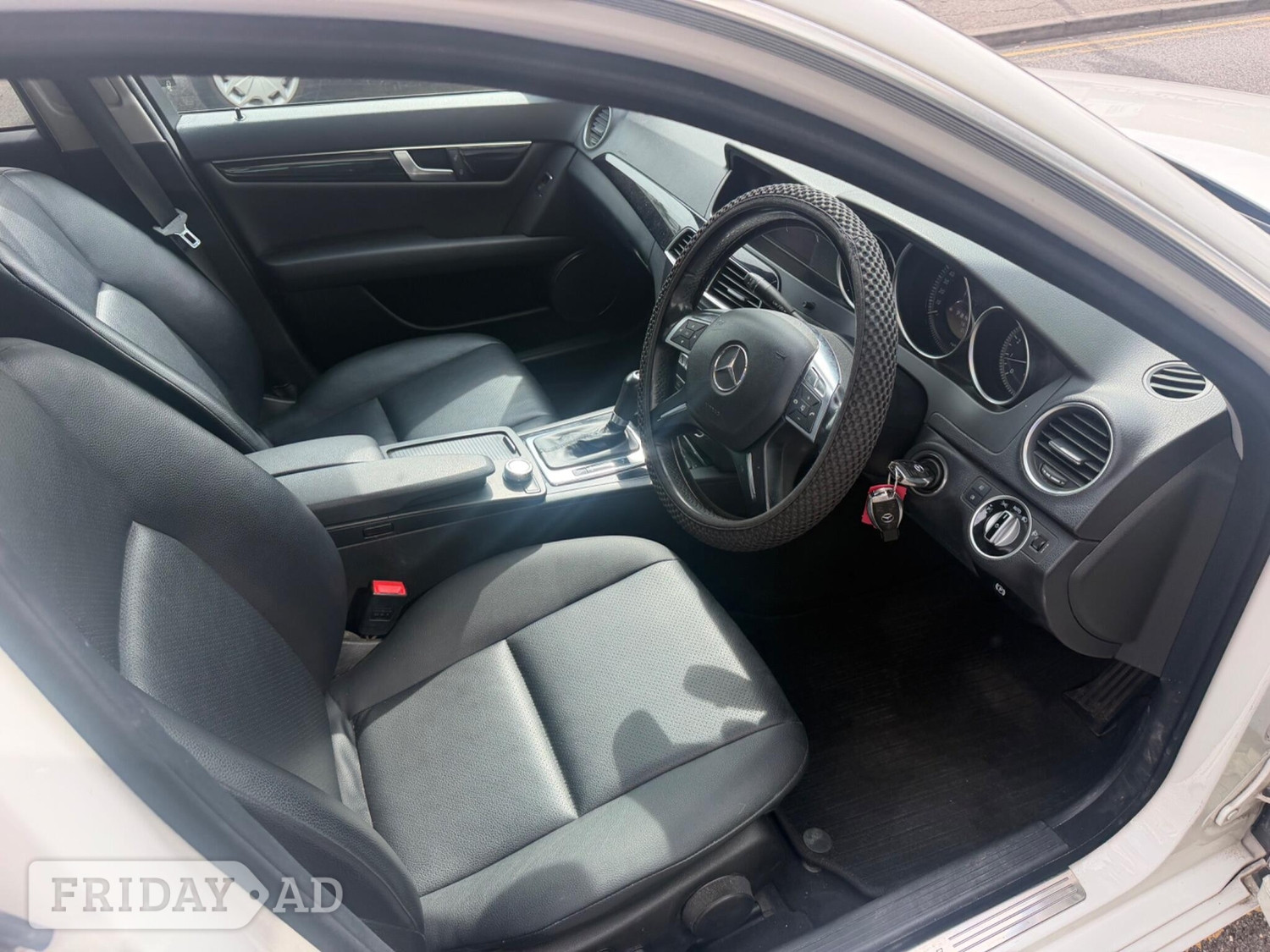 Mercedes-Benz C Class 2012 - Cars in Uxbridge