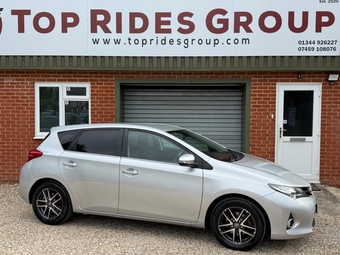 Toyota Auris 2015