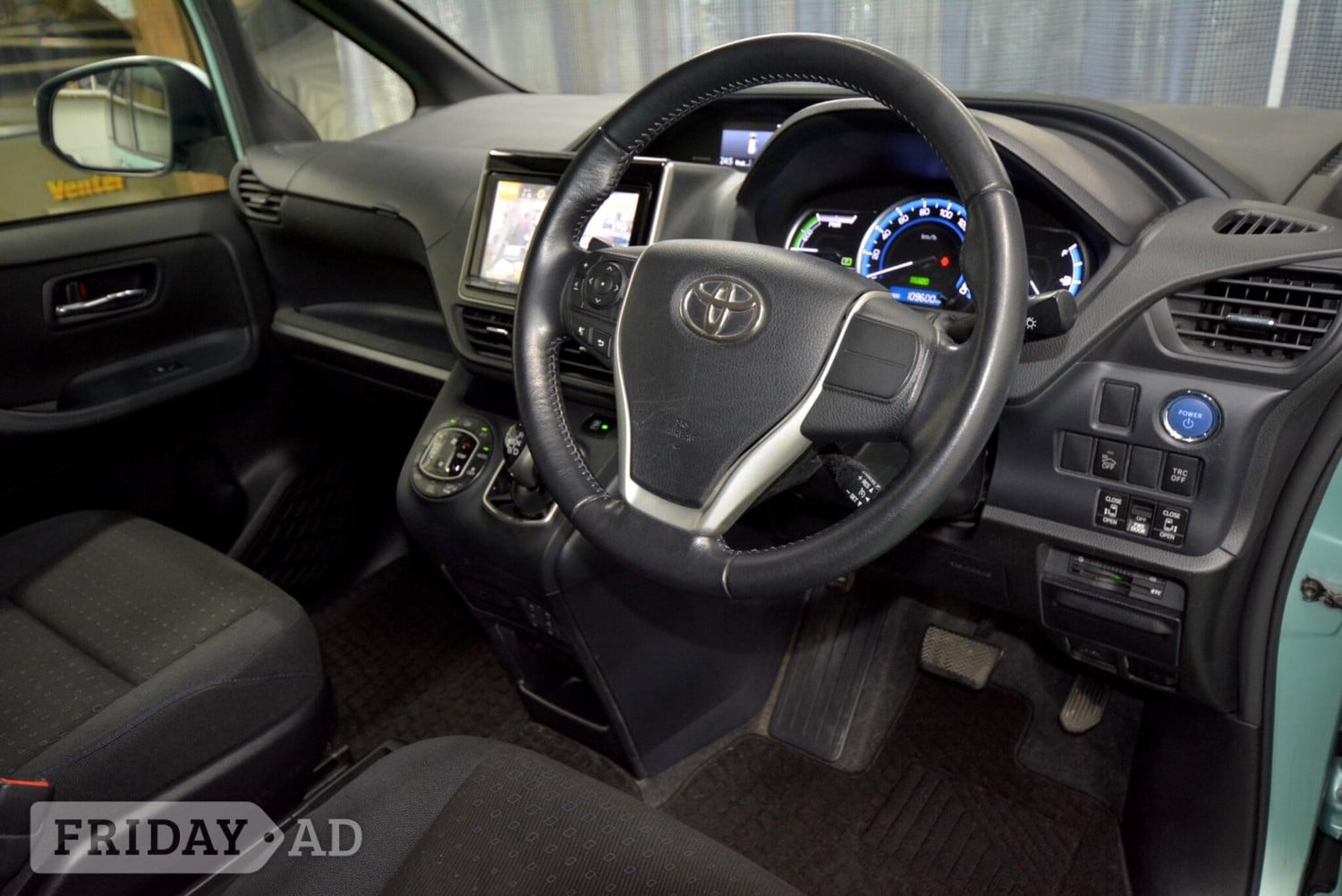Toyota Voxy Chingford