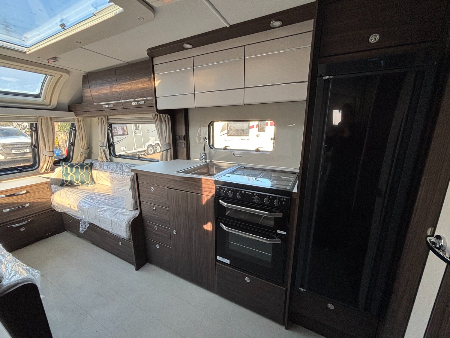 Elddis Affinity 2025 - Motorhomes & Caravans