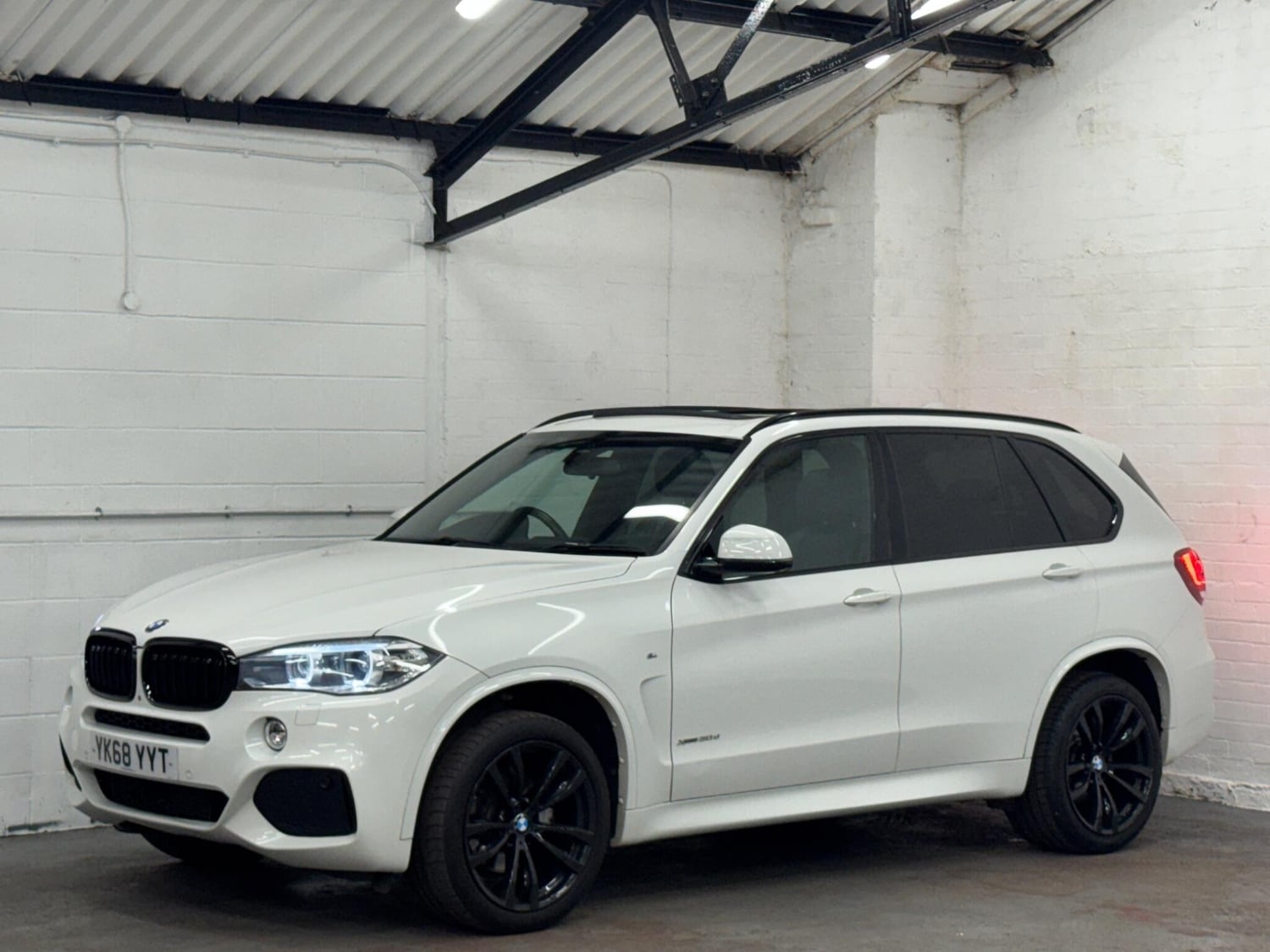 BMW X5 2018 - Cars