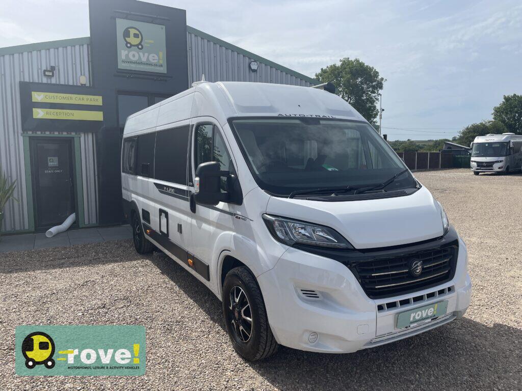 [2 berth ]Auto-Trail V-line 635 SE Manual 2021