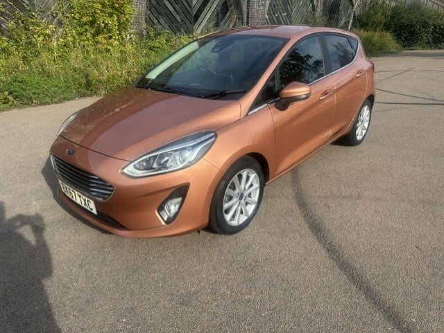 [ berth ]Ford Fiesta