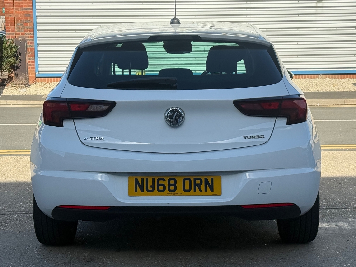 Vauxhall Astra 2018 - Cars