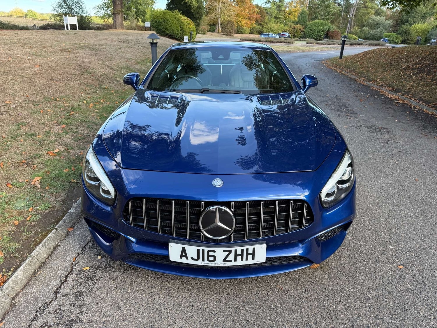 Mercedes-Benz SL Leatherhead
